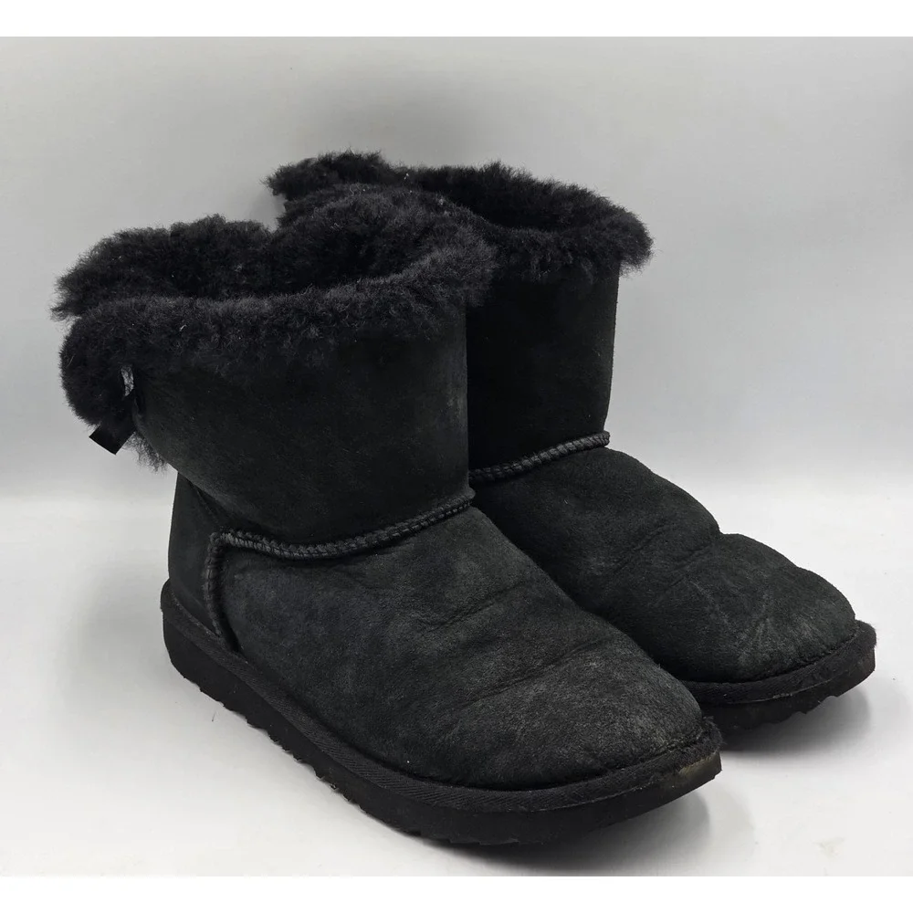 UGG Mini Bailey Bow II 1017397K Kids 6 Women 8 Black Suede Boots
